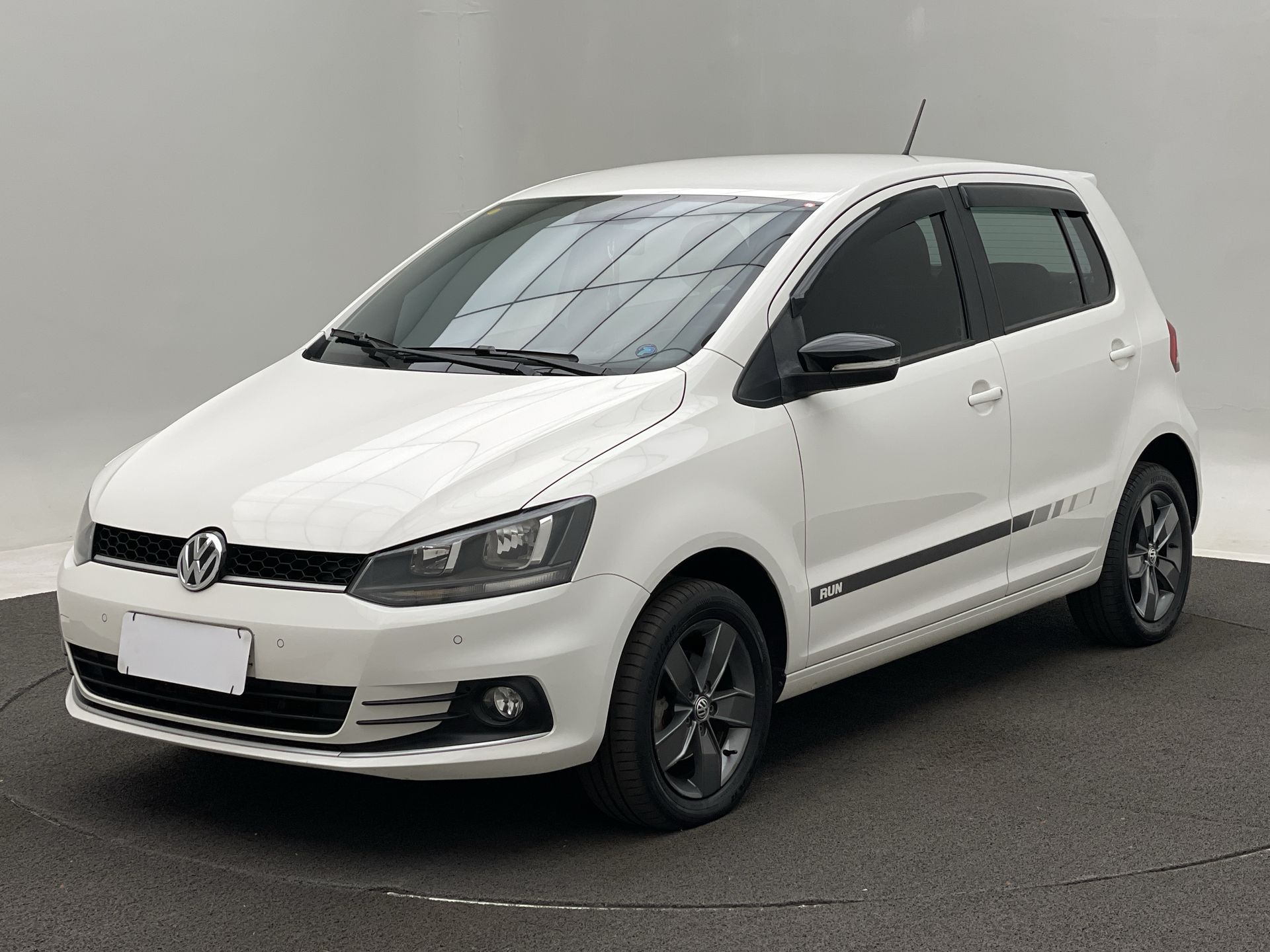 Fox RUN 1.6 Flex 8V 5p