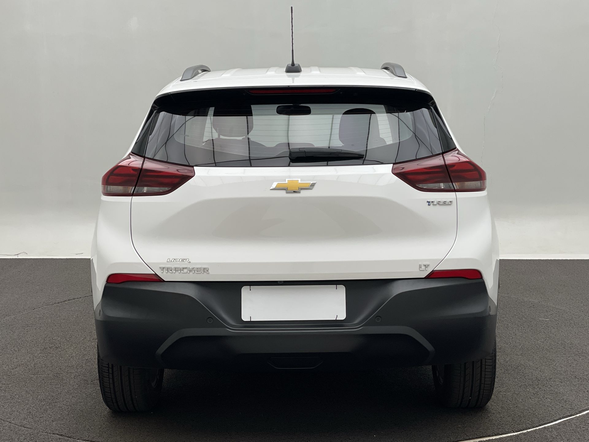 TRACKER LT 1.0 Turbo 12V Flex Aut.