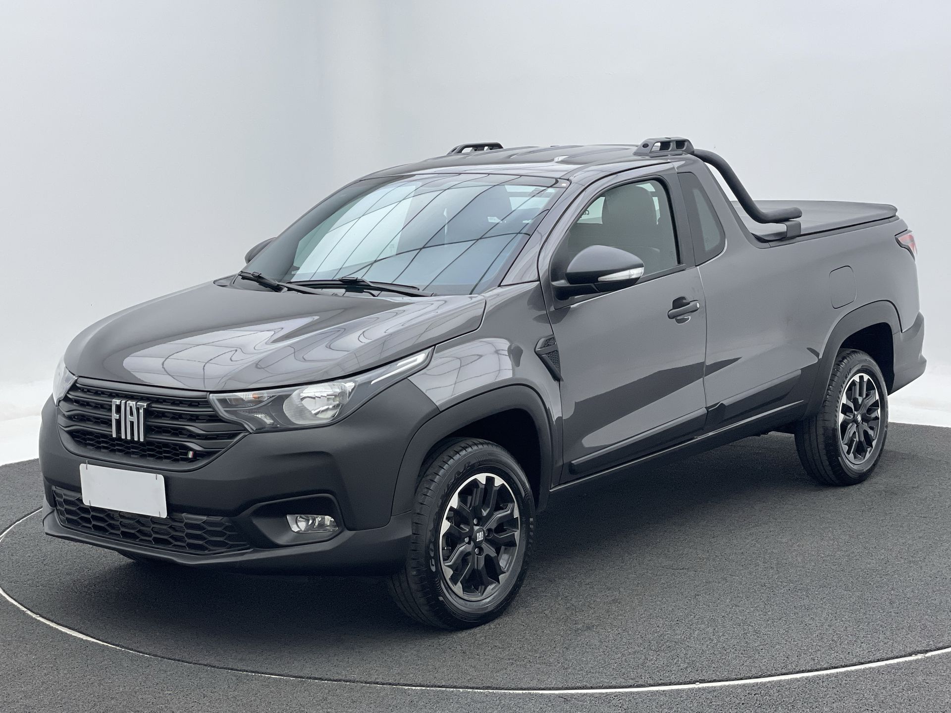 Strada Freedom 1.3 Flex 8V  CS Plus