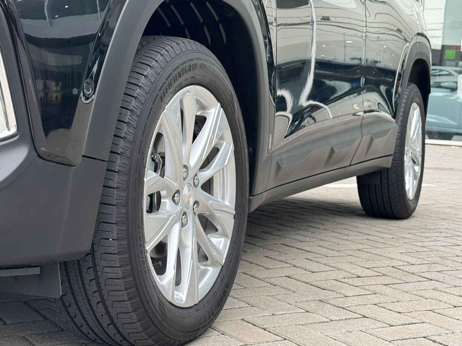 TRACKER LTZ 1.0 Turbo 12V Flex Aut.