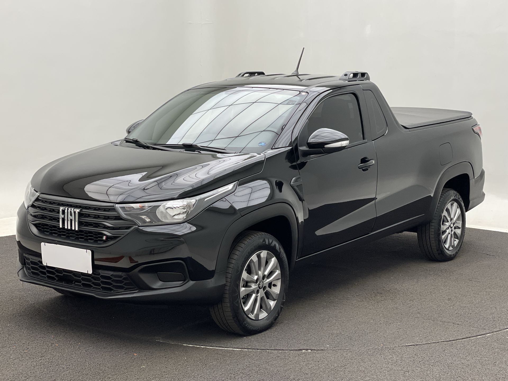 Strada Freedom 1.3 Flex 8V  CS Plus