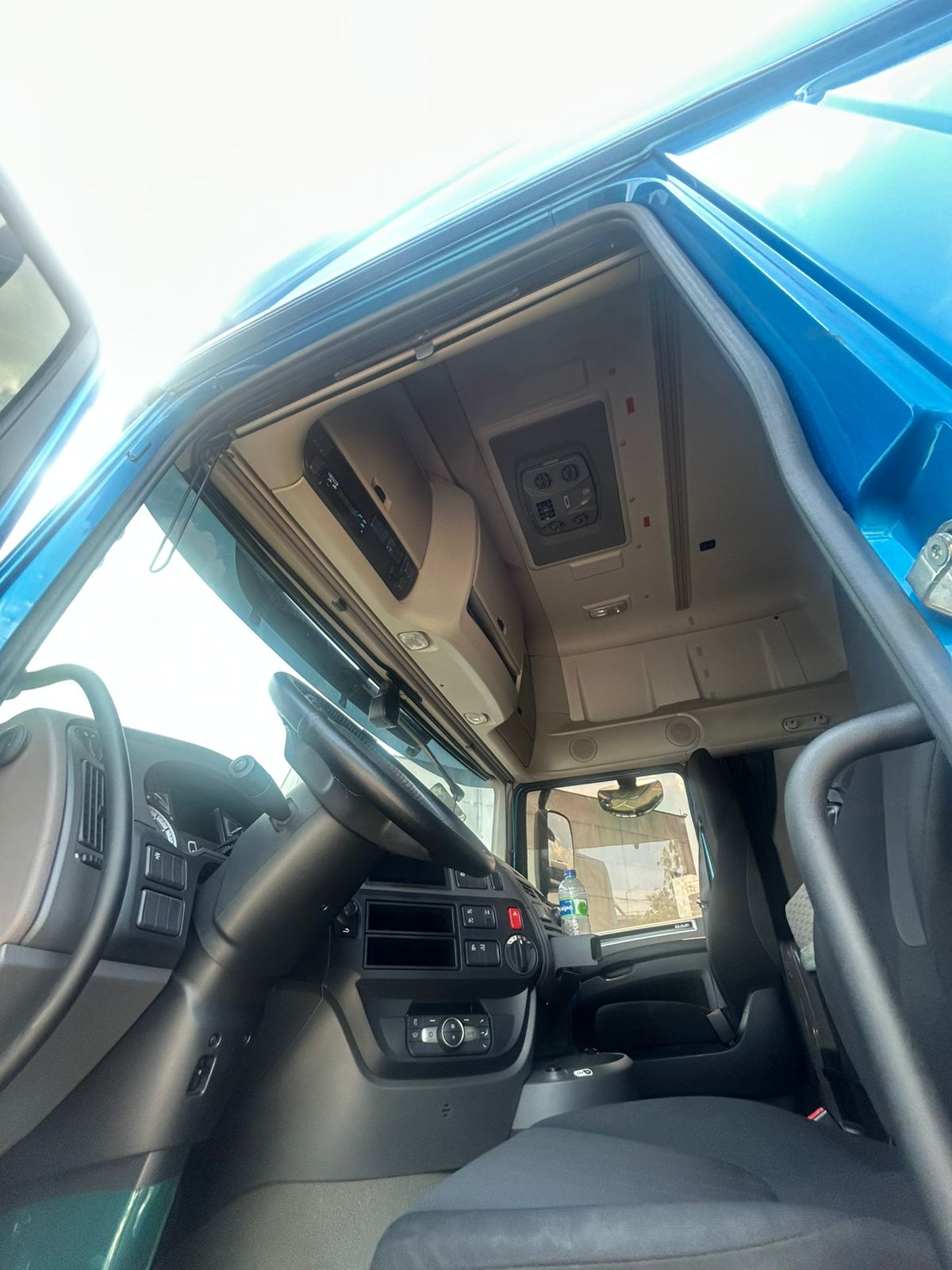 DAF-XF-XF FTS480 6x2 Super Space Cab (Die.)(E6)