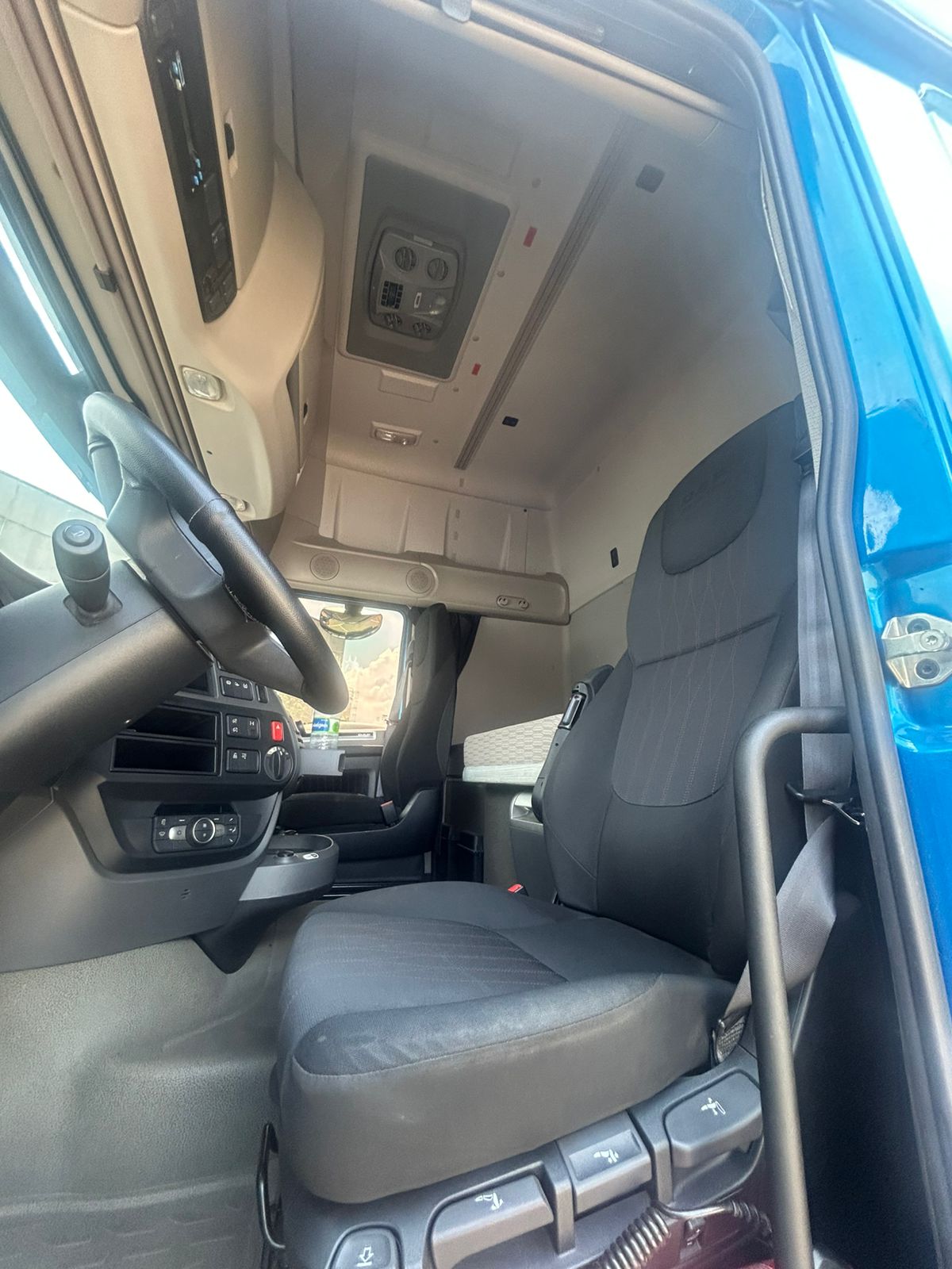 DAF-XF-XF FTS480 6x2 Super Space Cab (Die.)(E6)