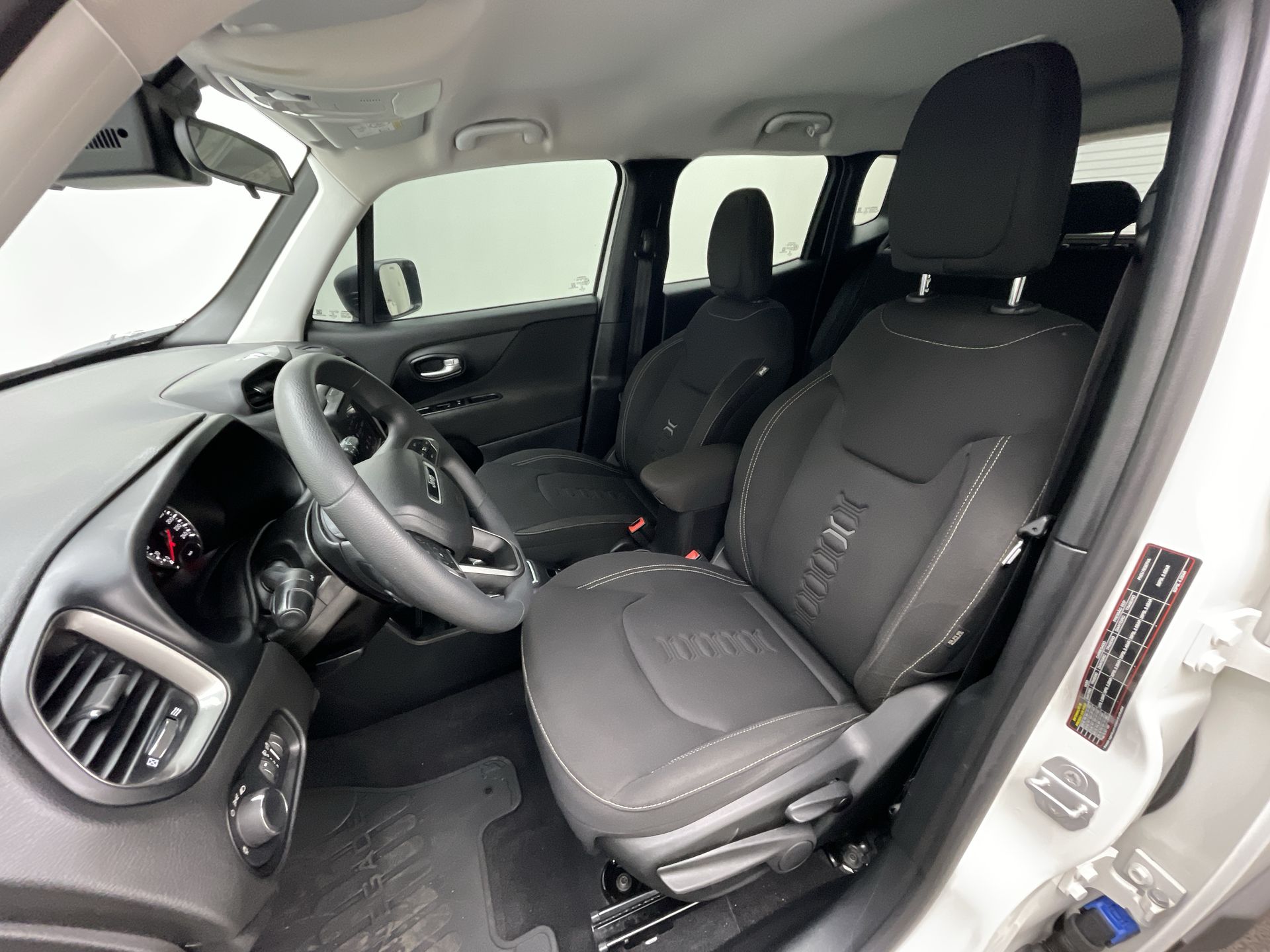 Renegade Sport T270 1.3 TB 4x2 Flex Aut.