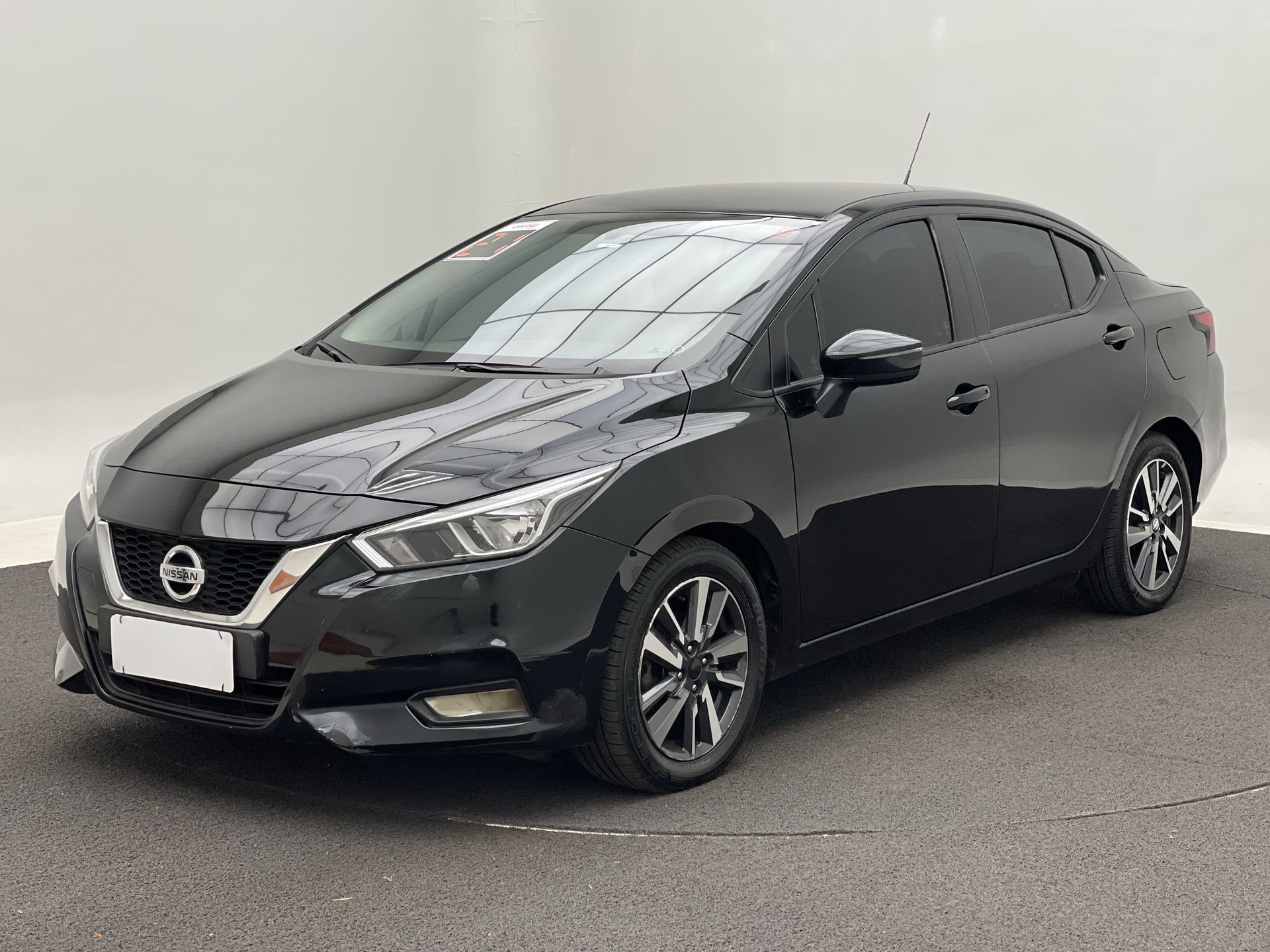 VERSA Advance 1.6 16V Flex Aut.