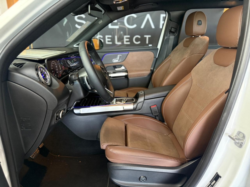 Mercedes-Benz-GLB 220-2.0 4M AMG LINE