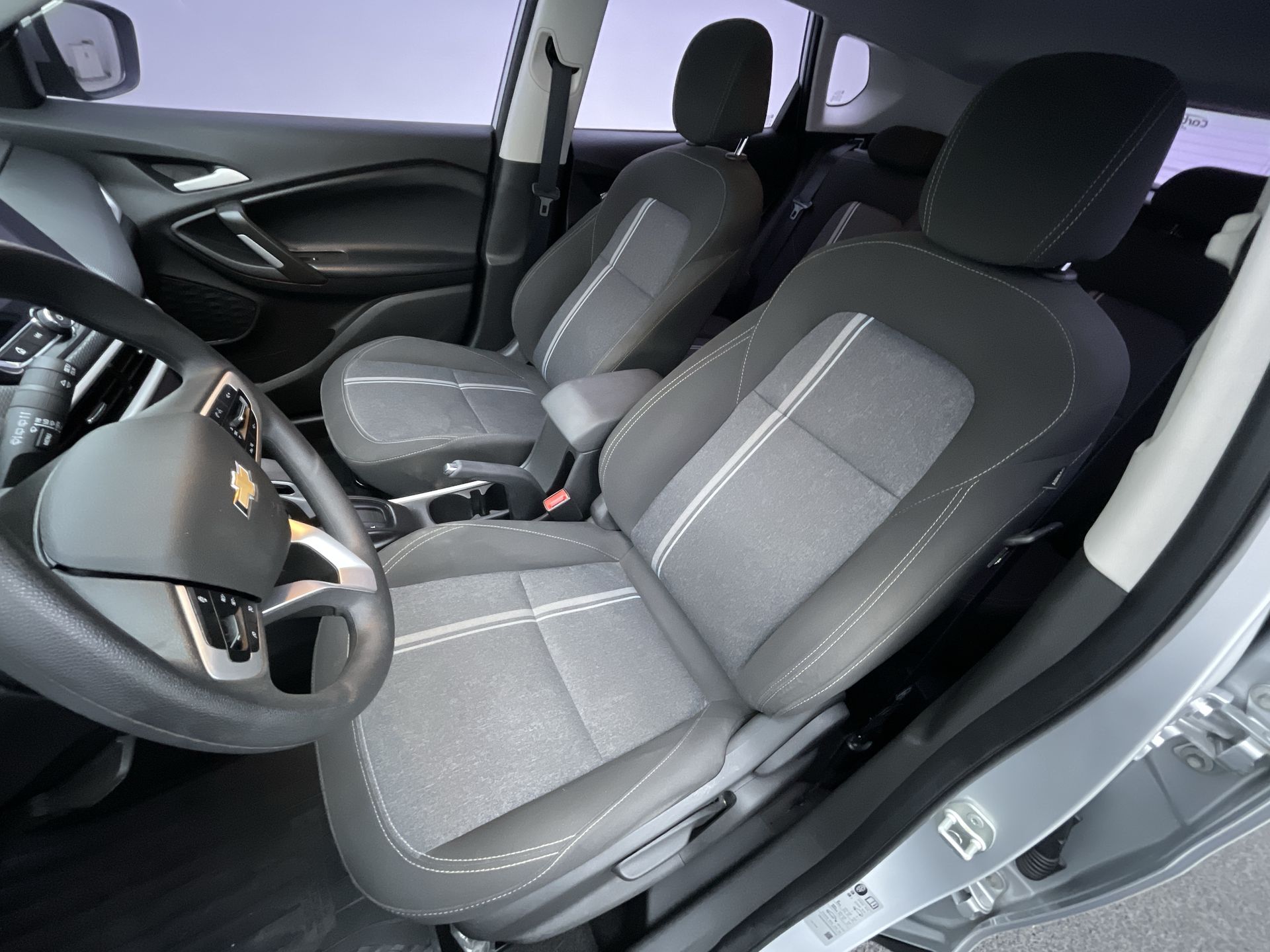 TRACKER LT 1.0 Turbo 12V Flex Aut.