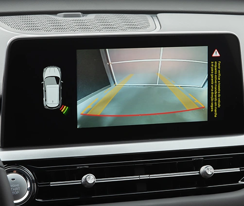 Câmera de ré com visão auxiliar