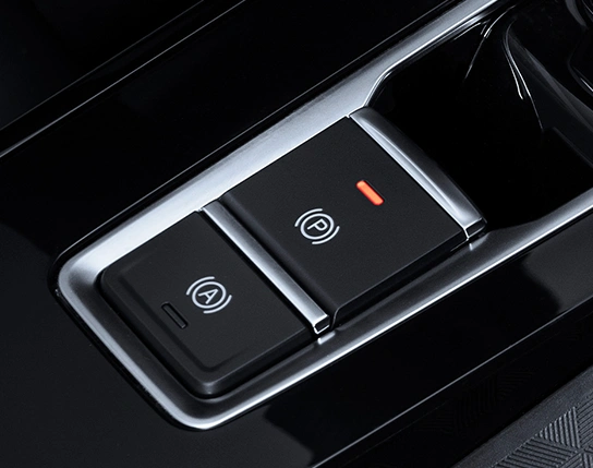 Freio de estacionamento com acionamento eletrônico.