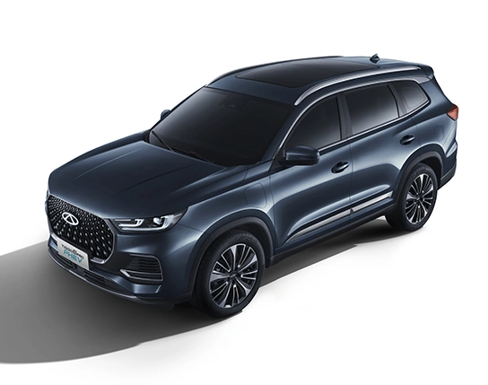 Para-choques, maçanetas e espelhos retrovisores na cor do veículo