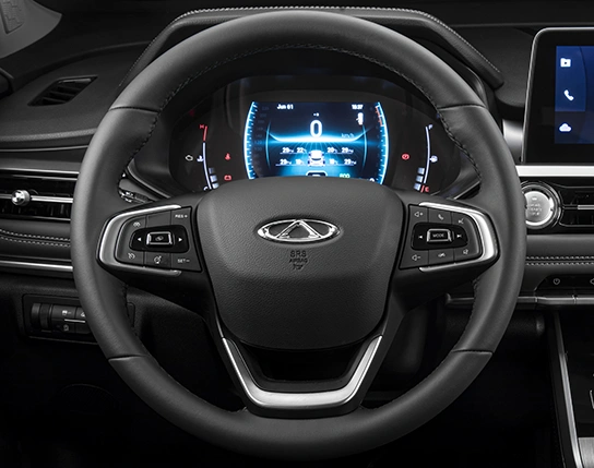 Direção elétrica com volante esportivo multifuncional.