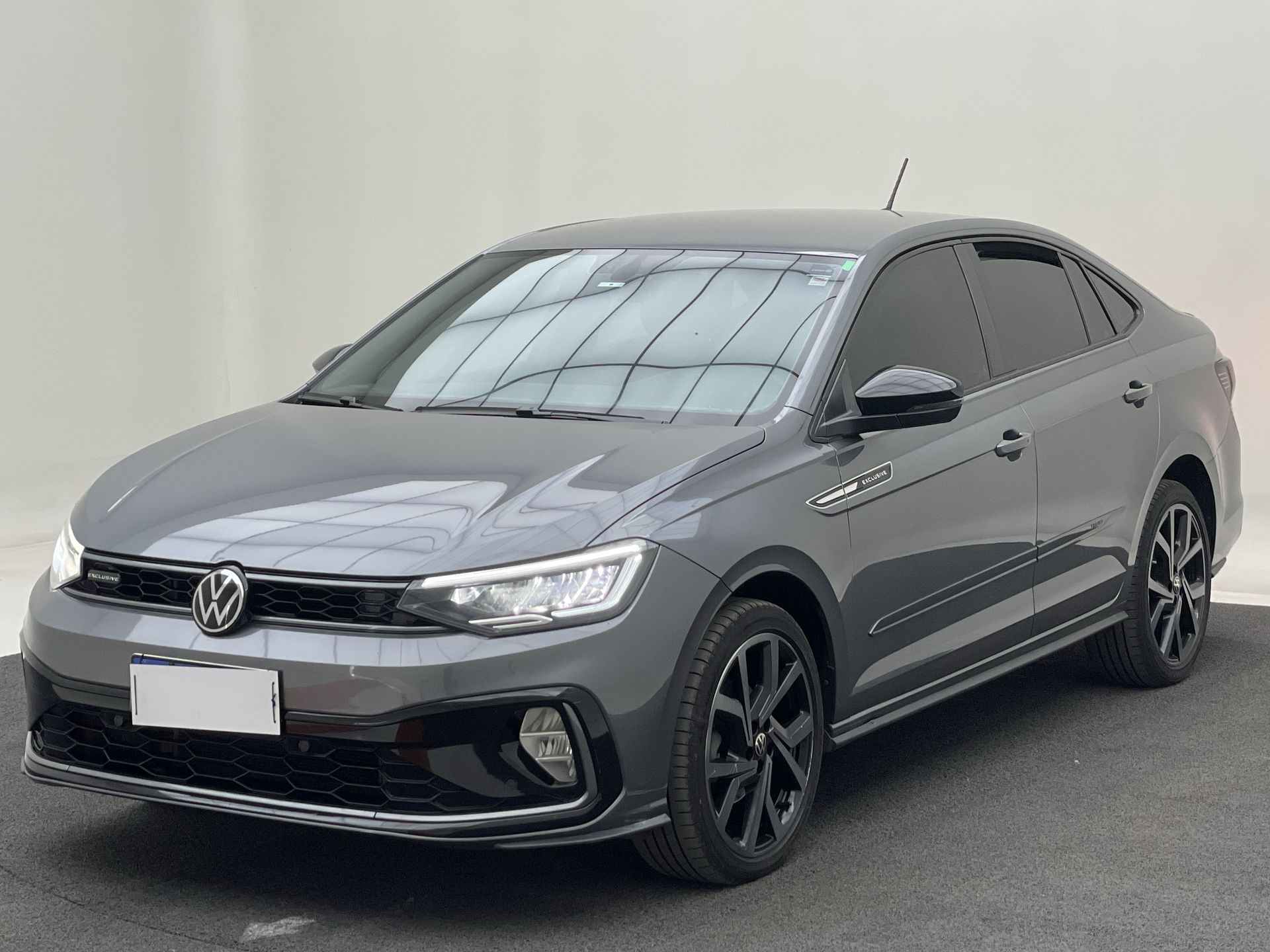 VIRTUS Exclusive 250TSI 1.4 Flex 16V Aut