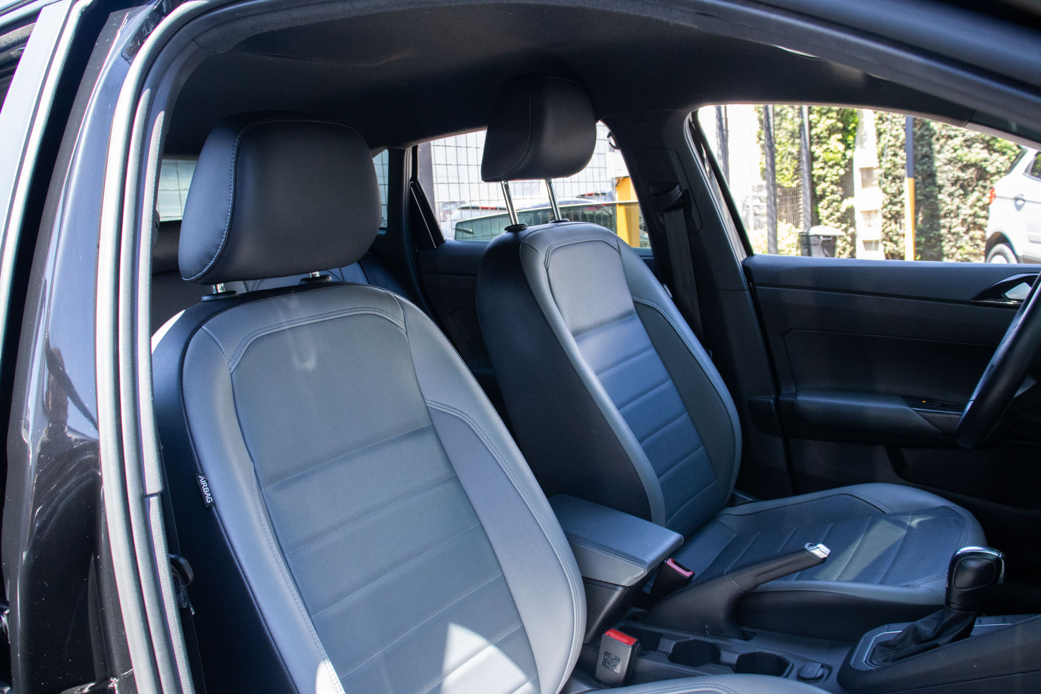 Nivus Highline 1.0 200 TSI Flex Aut.