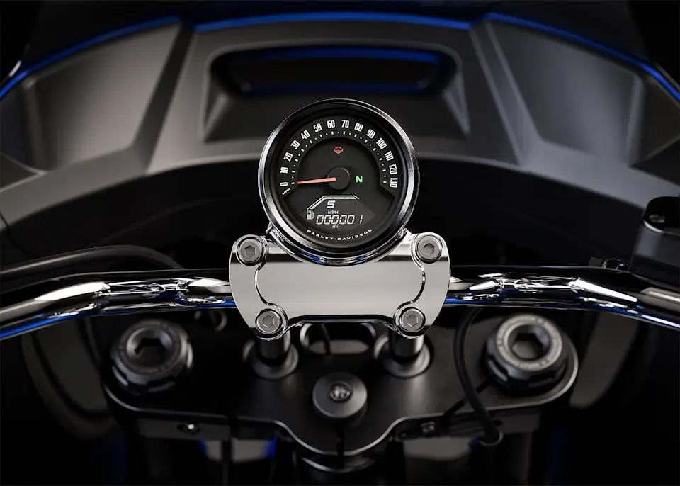 Low Rider™ ST 2025