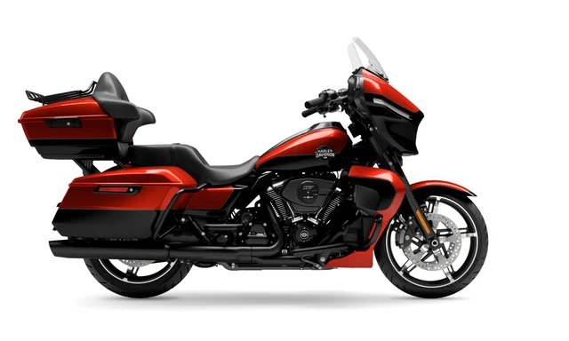 Thumb Street Glide™ Ultra 2025
