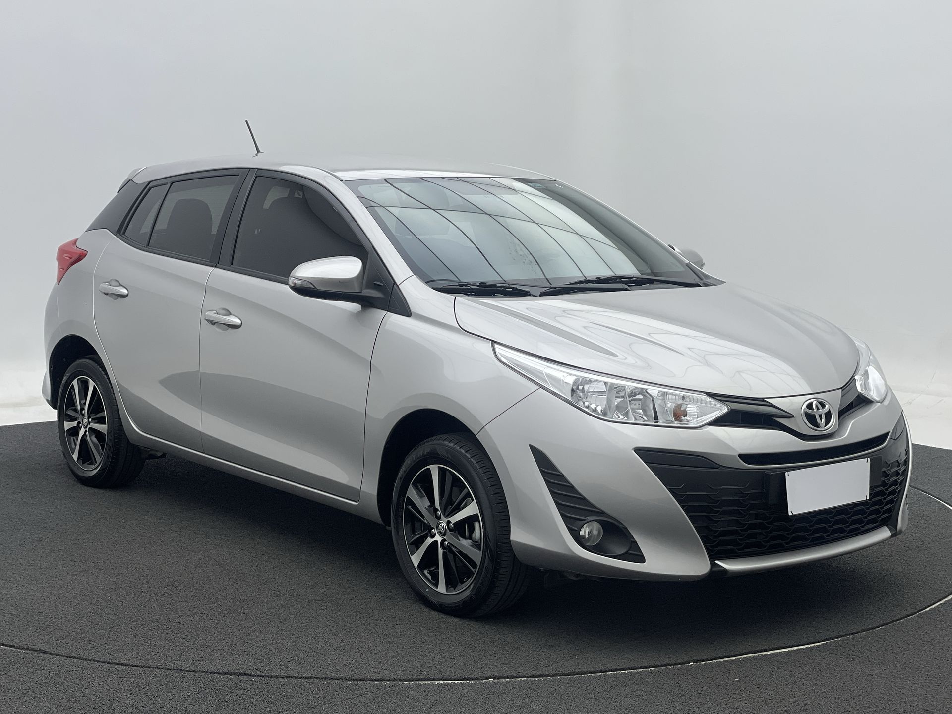 YARIS XL Live 1.3 Flex 16V 5p Mec.