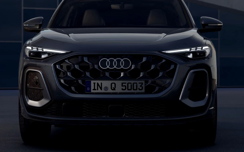 Vista frontal do modelo Audi Q5 SUV