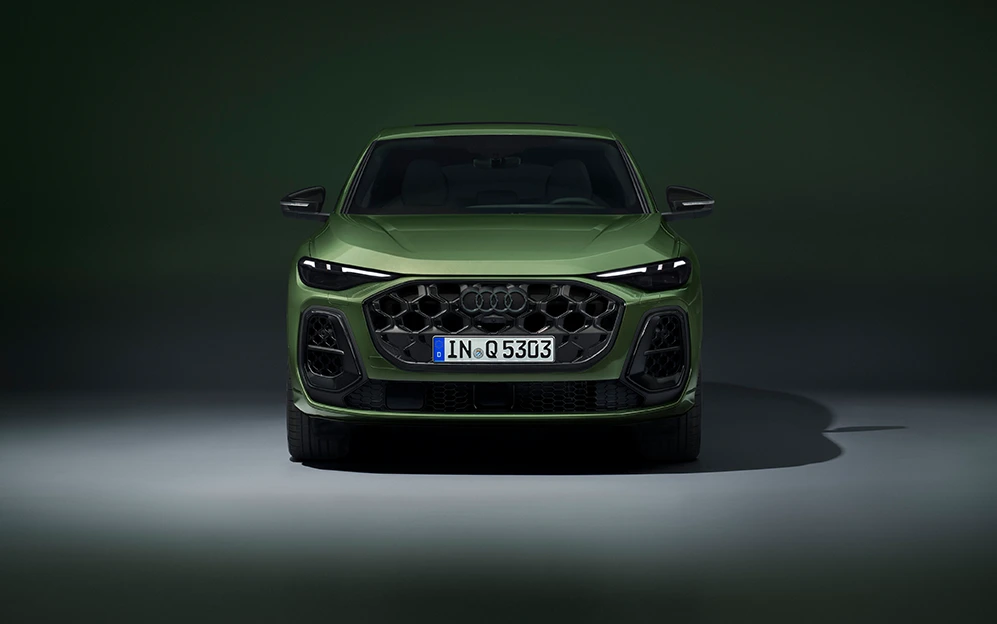 Vista frontal do modelo Audi Q5 Sportback