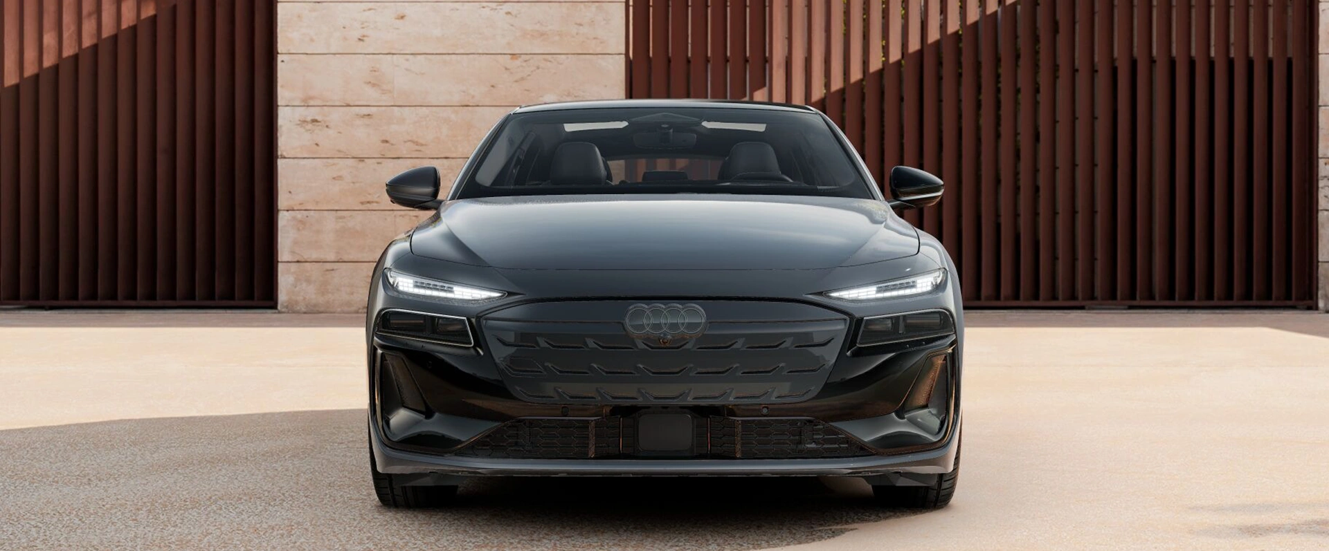 Vista frontal do modelo Audi A6 e-tron