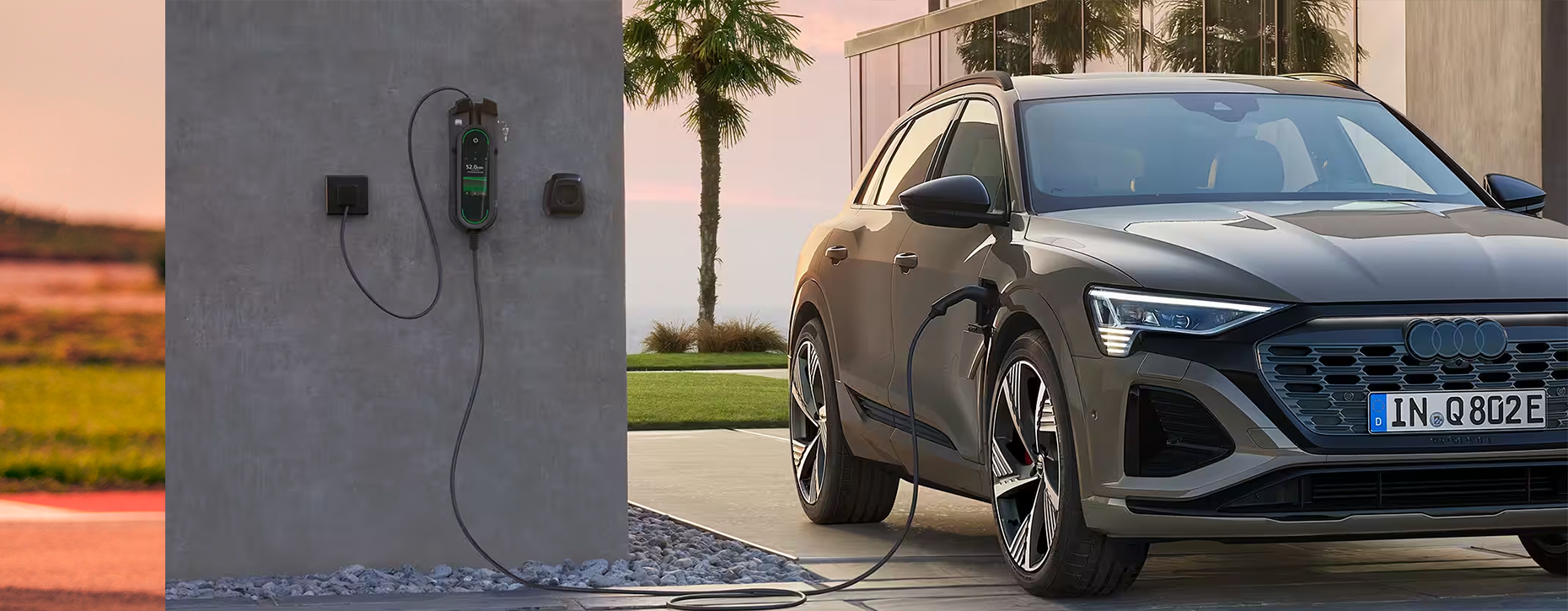 Modelo Audi Q8 e-tron em carregamento