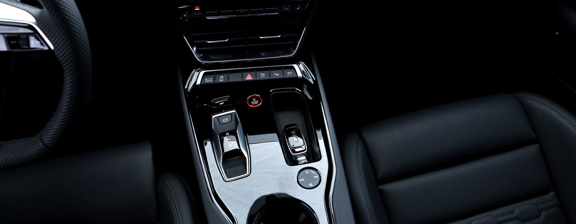 Detalhes do interior do Audi RS e-tron GT