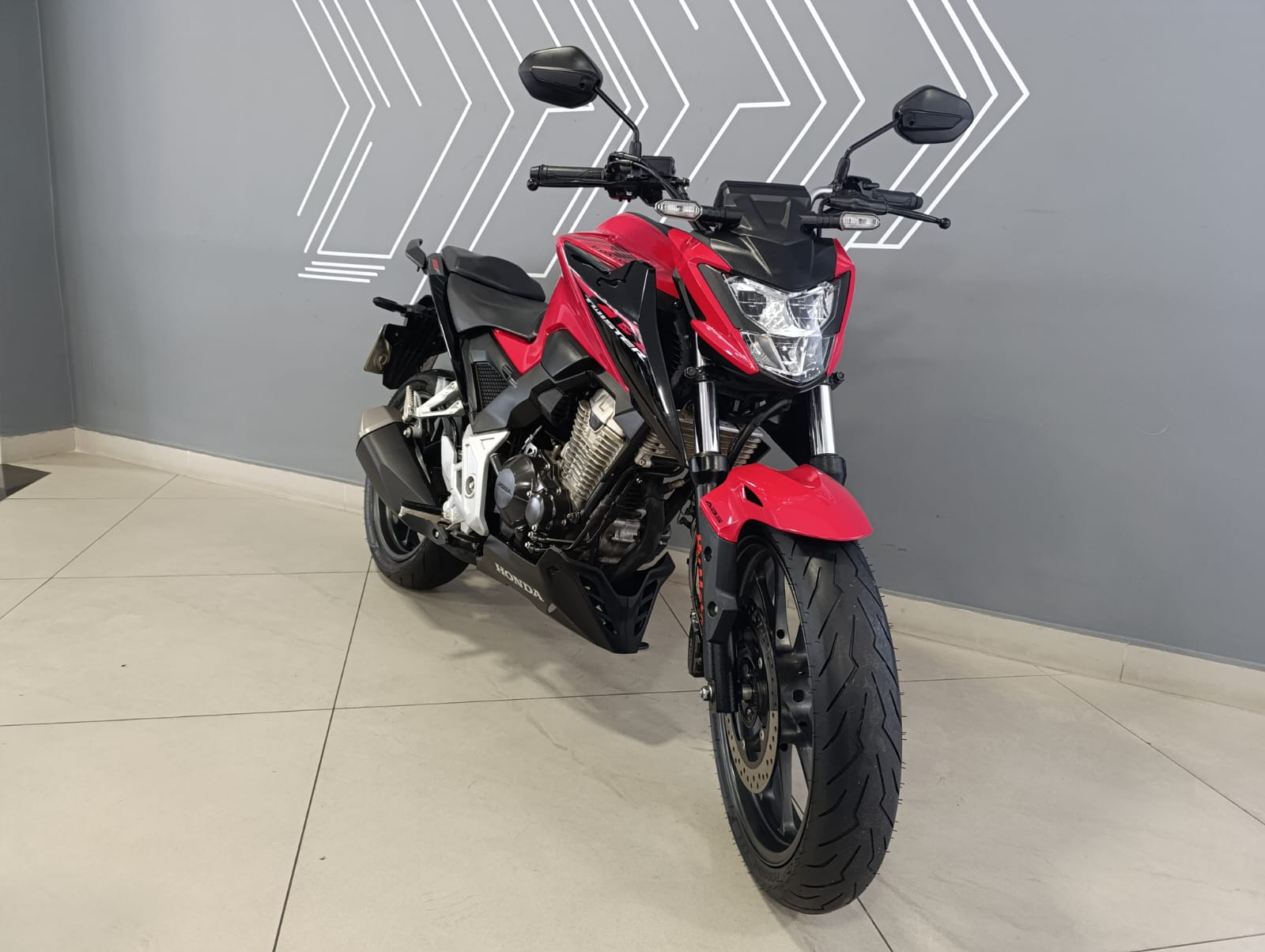 CB 300F Twister Flex