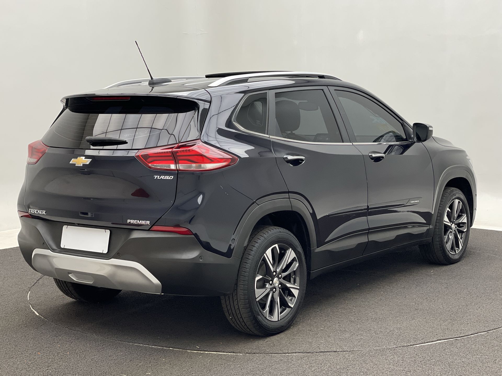 TRACKER Premier 1.2 Turbo 12V Flex Aut.