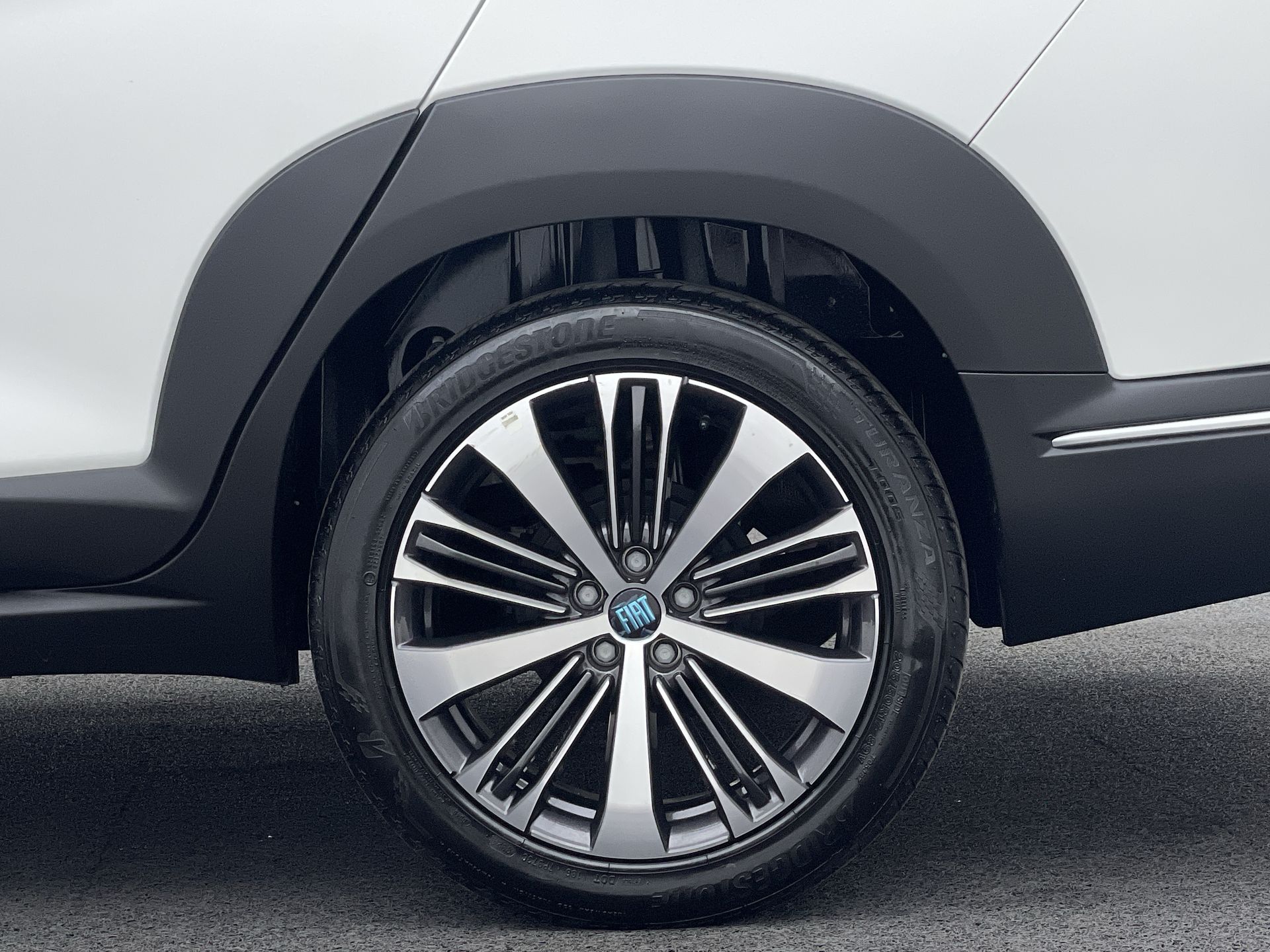 Fastback Audace 200 TB Aut (Hibrído)