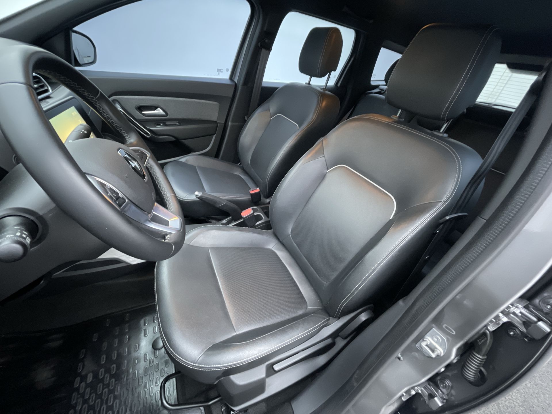 DUSTER Iconic 1.3 TB 16V Flex Aut.