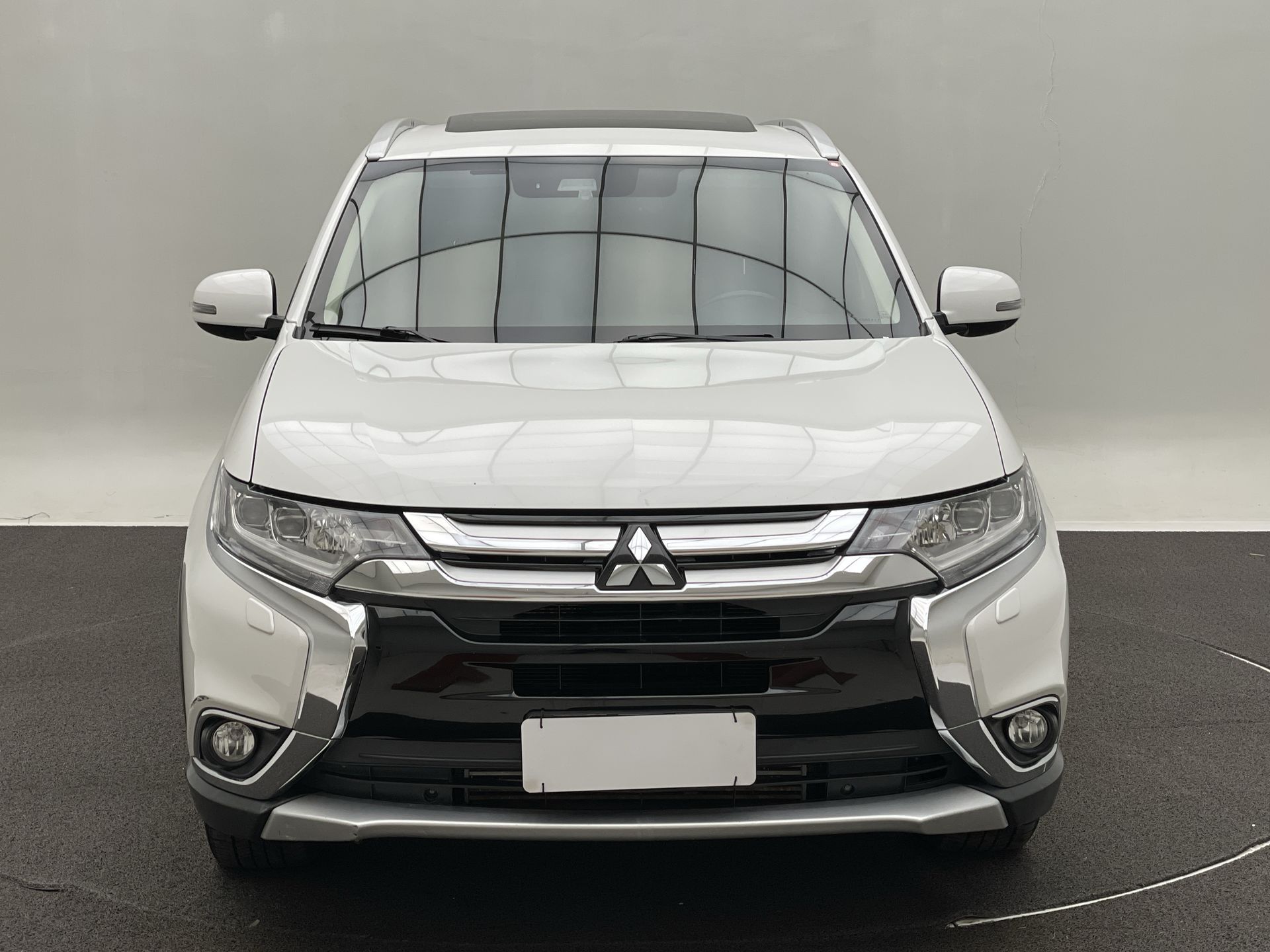 OUTLANDER 2.2 165cv Diesel Aut.