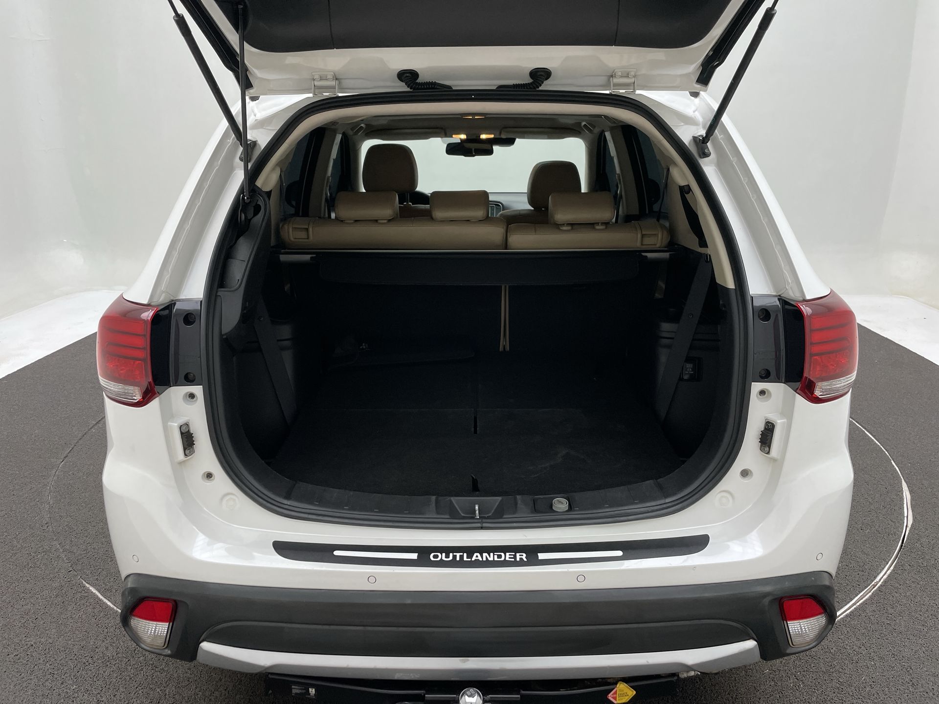 OUTLANDER 2.2 165cv Diesel Aut.