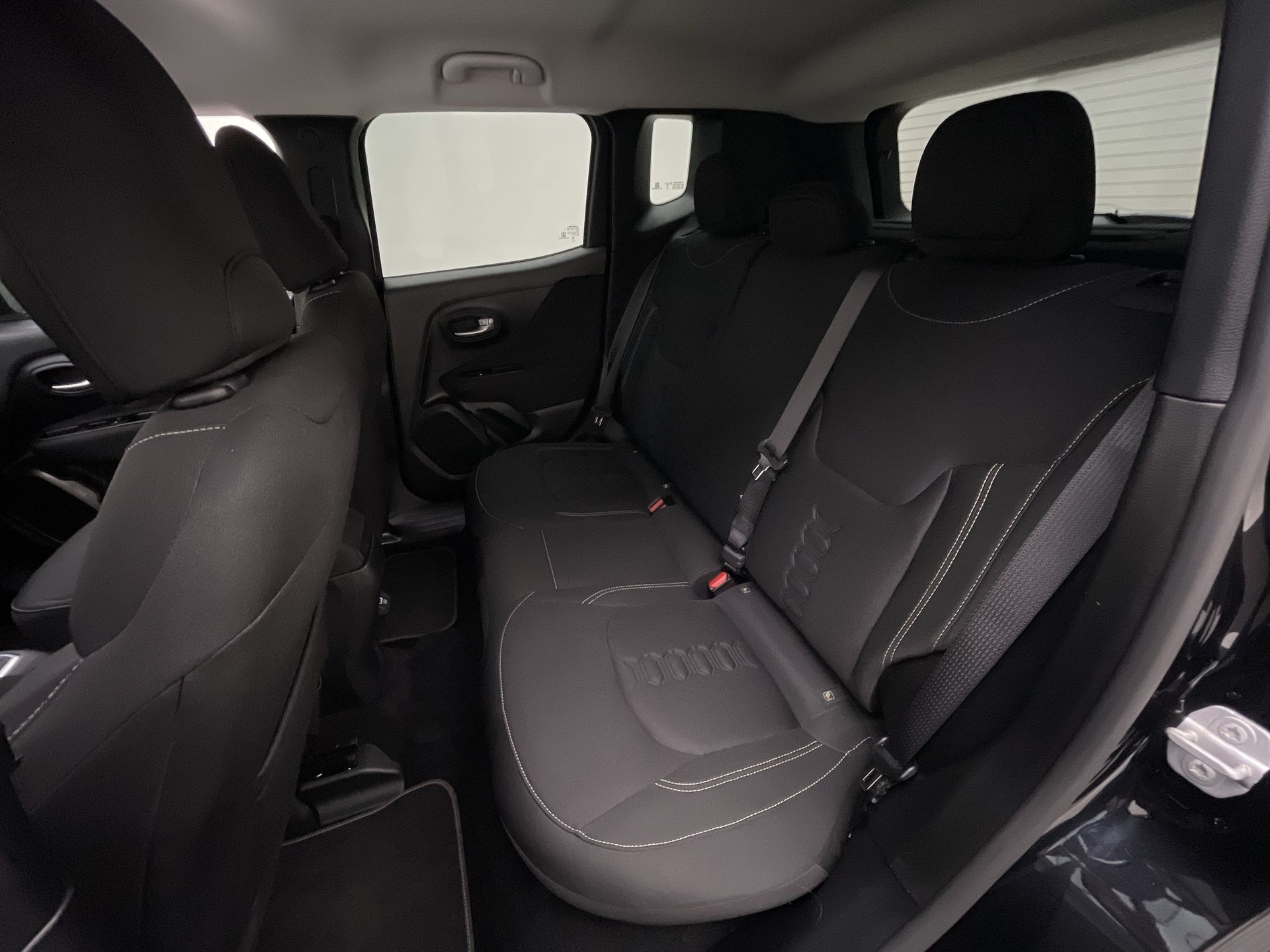 Renegade Sport Altitude 1.3 TB Flex Aut.