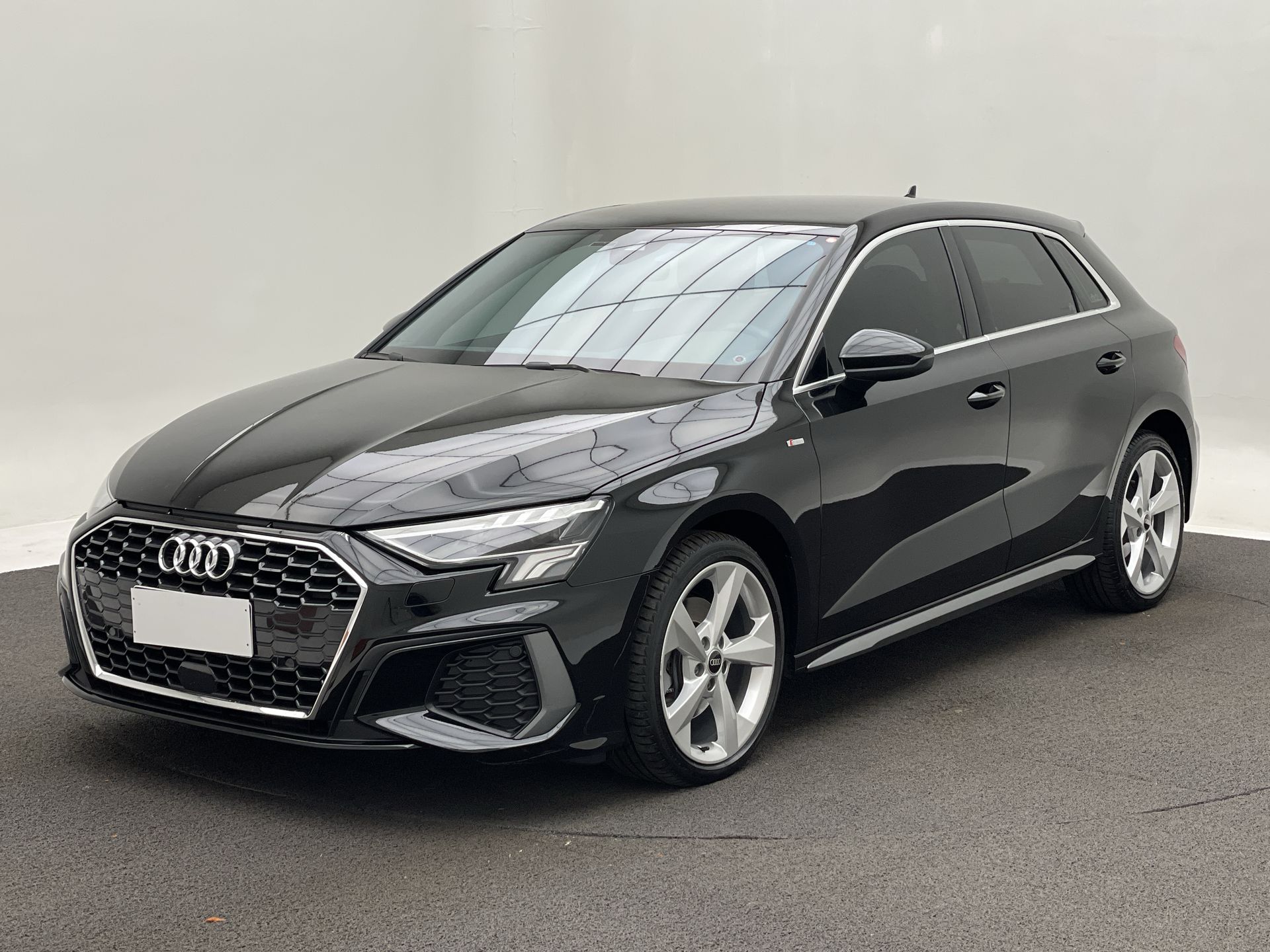 A3 Sportb. S-Line 2.0 TFSI S-Tron.(Híb.)