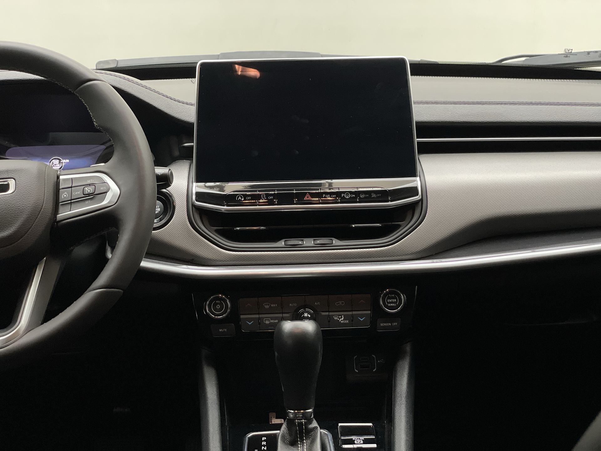 COMPASS LONG. T270 1.3 TB 4x2 Flex Aut.