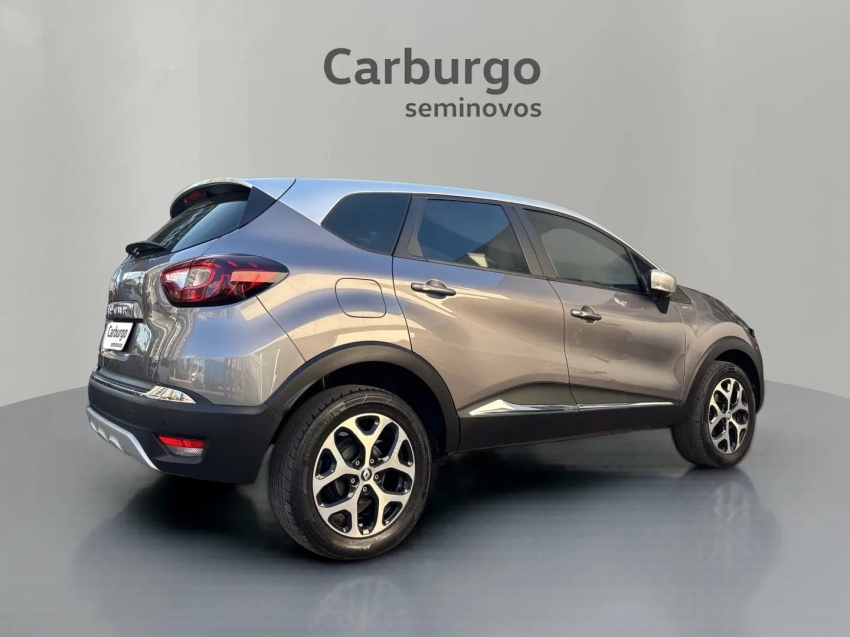 Renault-CAPTUR-1.6 16V SCE FLEX BOSE X-TRONIC