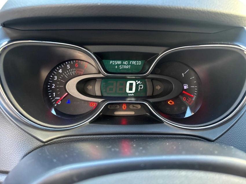 Renault-CAPTUR-1.6 16V SCE FLEX BOSE X-TRONIC