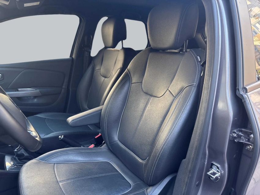 Renault-CAPTUR-1.6 16V SCE FLEX BOSE X-TRONIC