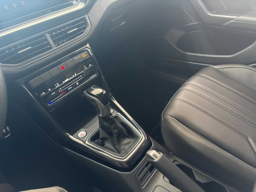 VW - Volkswagen-T-CROSS-1.4 250 TSI TOTAL FLEX HIGHLINE AUTOMÁTICO