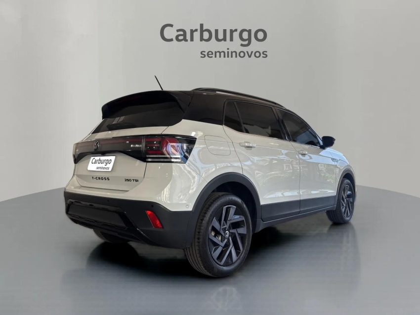VW - Volkswagen-T-CROSS-1.4 250 TSI TOTAL FLEX HIGHLINE AUTOMÁTICO