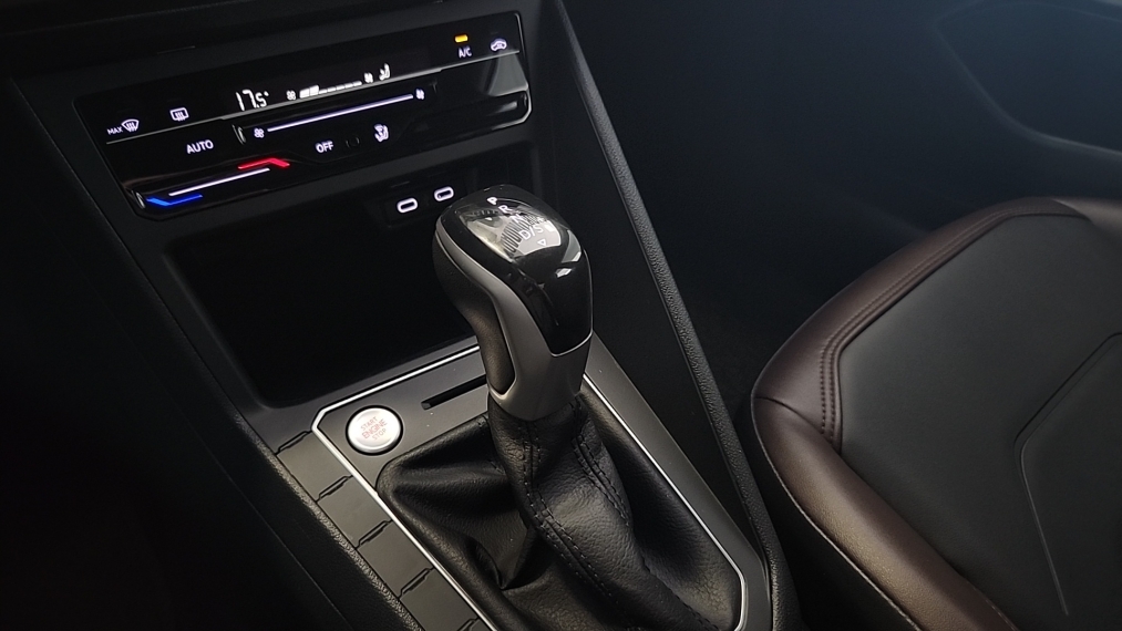 VW - Volkswagen-VIRTUS-1.0 200 TSI HIGHLINE AUTOMÁTICO