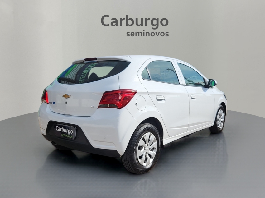 GM - Chevrolet-ONIX-1.0 MPFI LT 8V FLEX 4P MANUAL