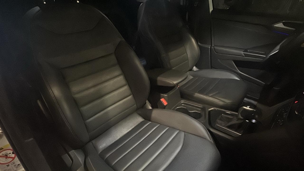 VW - Volkswagen-TAOS-1.4 250 TSI TOTAL FLEX HIGHLINE AUTOMÁTICO