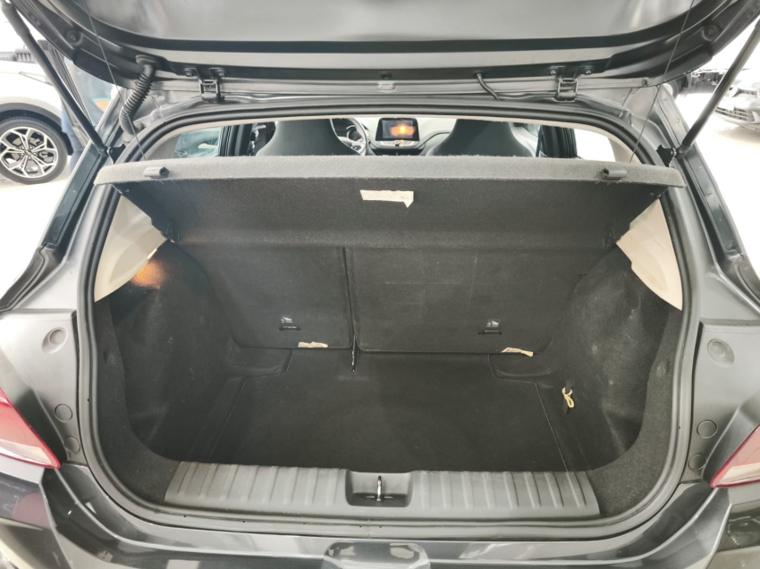 GM - Chevrolet-ONIX-1.0 FLEX LT MANUAL