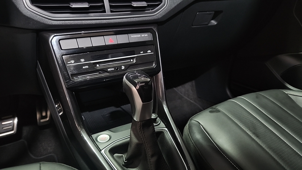 VW - Volkswagen-T-CROSS-1.4 250 TSI TOTAL FLEX HIGHLINE AUTOMÁTICO