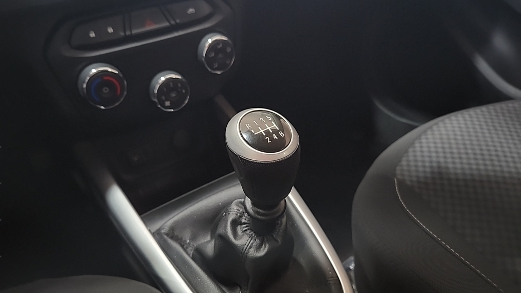 GM - Chevrolet-ONIX-1.4 MPFI LT 8V FLEX 4P MANUAL