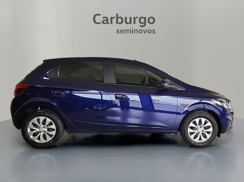 GM - Chevrolet-ONIX-1.4 MPFI LT 8V FLEX 4P MANUAL