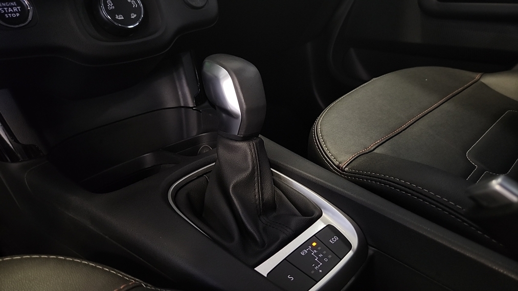 Citroën-C4 CACTUS-1.6 THP FLEX SHINE PACK EAT6