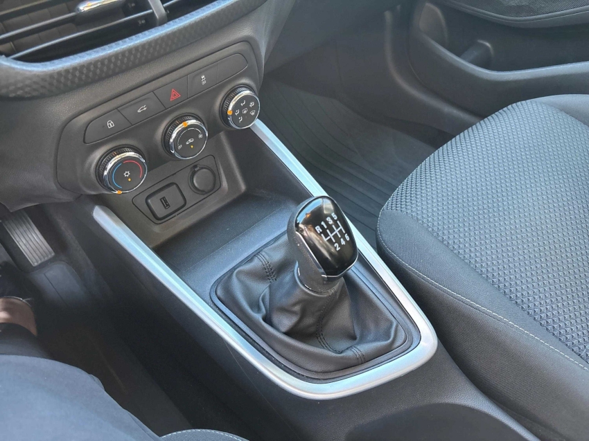 GM - Chevrolet-ONIX-1.0 TURBO FLEX LT MANUAL