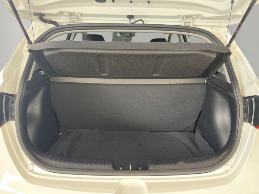 Hyundai-HB20-1.0 UNIQUE 12V FLEX 4P MANUAL