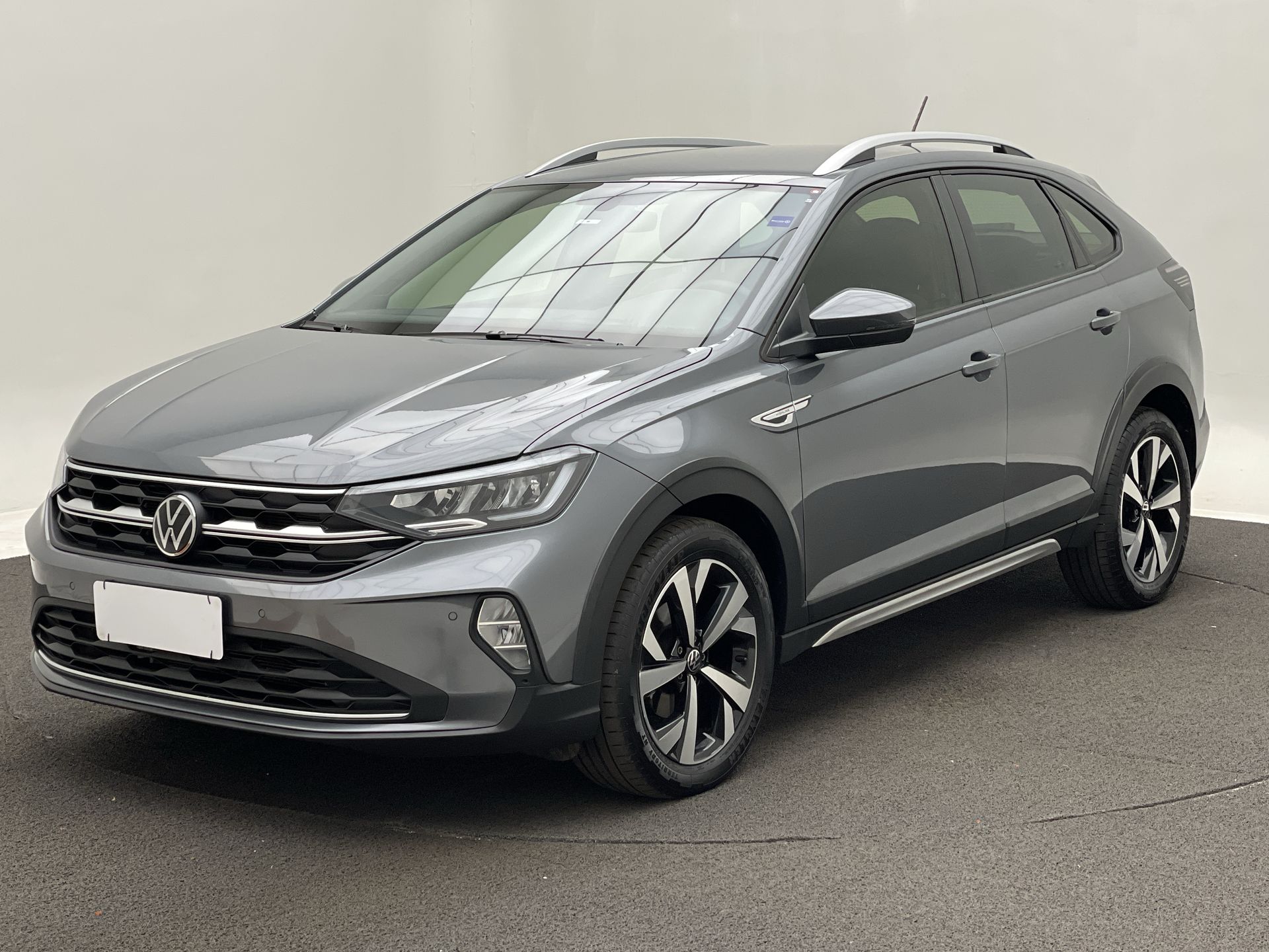 Nivus Highline 1.0 200 TSI Flex Aut.